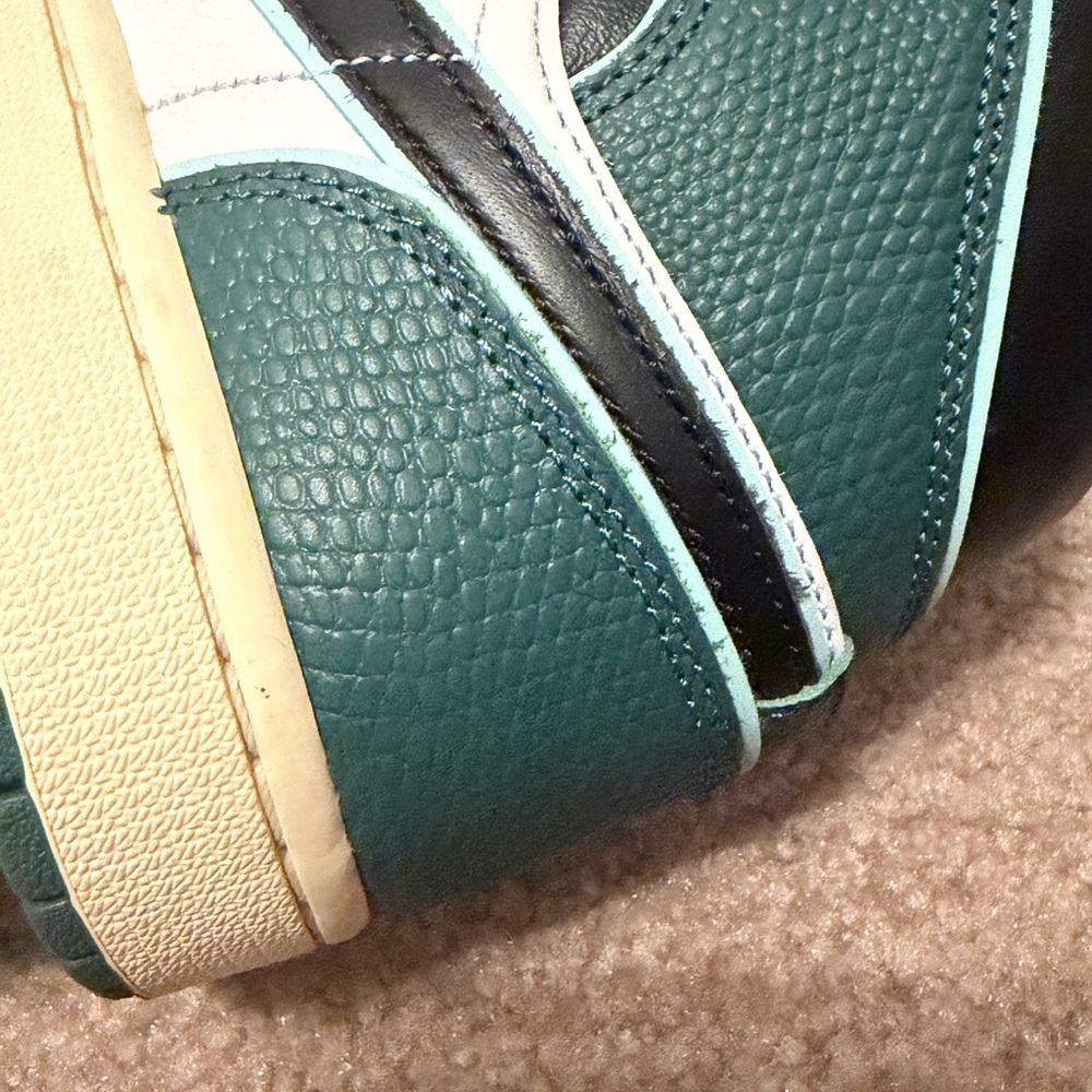 Jordan 1 - Picture 6 of 6